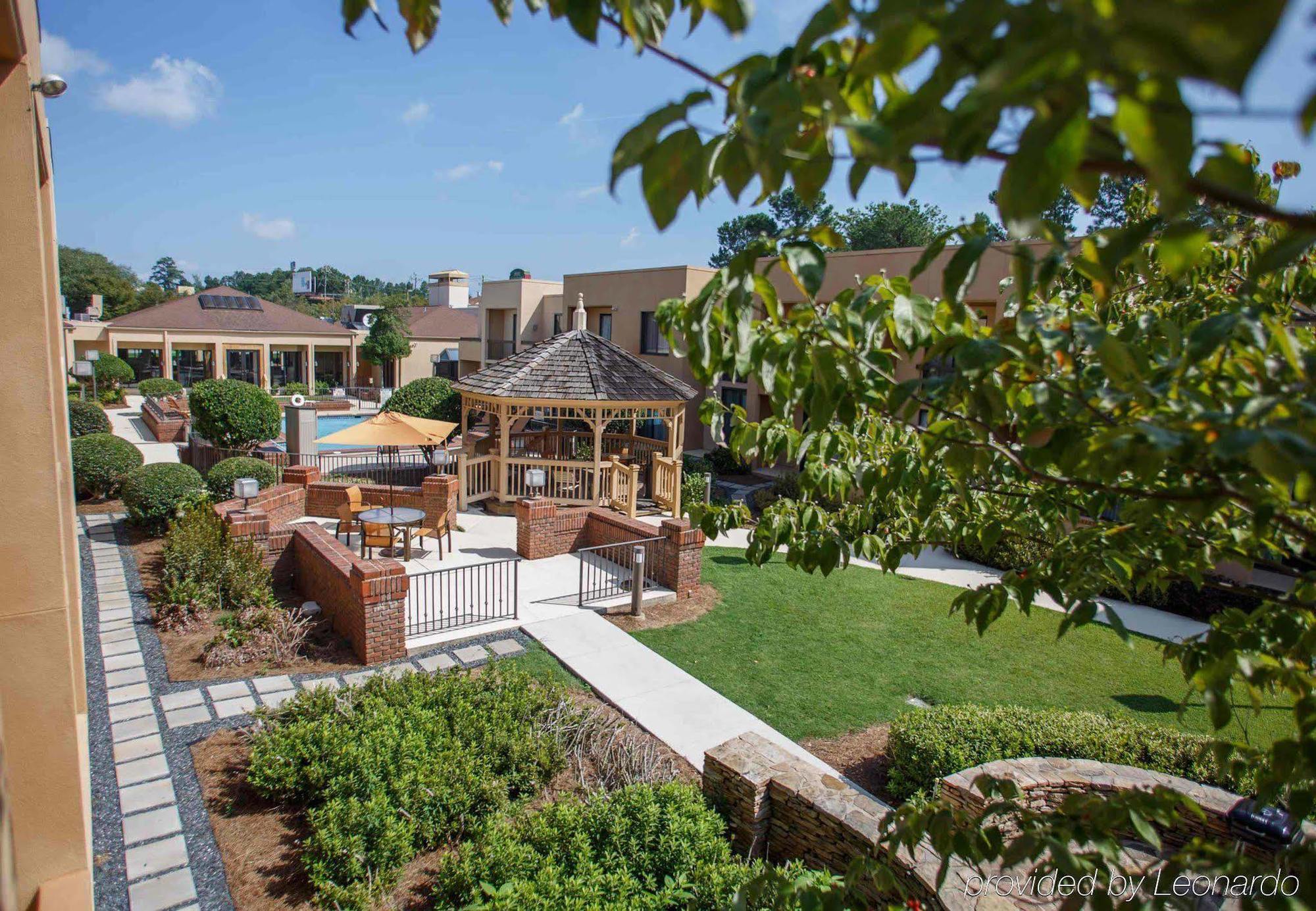 Courtyard Atlanta Northlake Tucker Exterior foto
